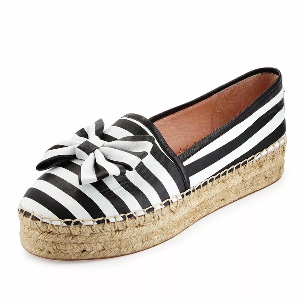 ❤️Kate Spade black & white leather with bow espadrilles size 6. Excellent cond.